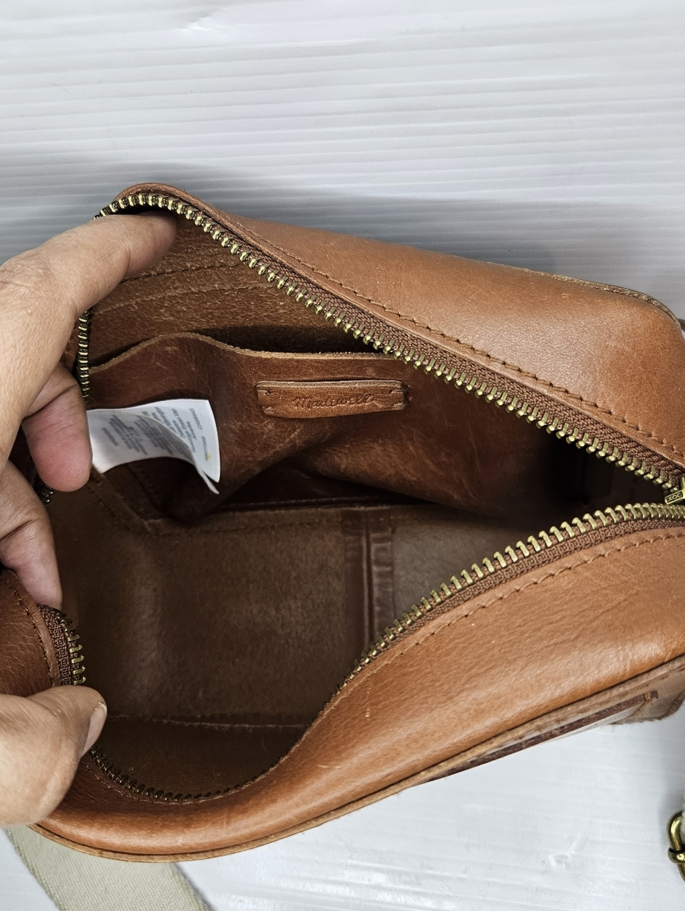 Madewell The Transport Camera Bag - Picture 13 of 14